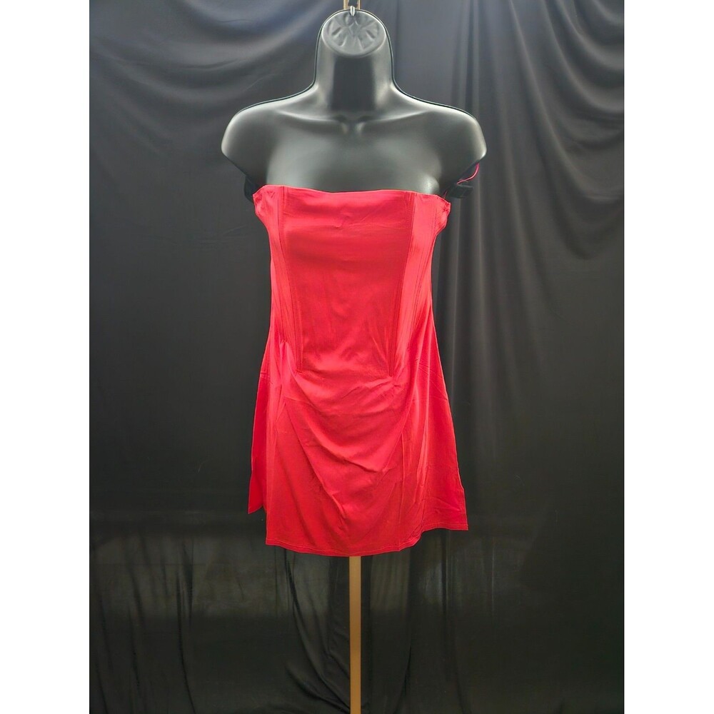 WOMEN'S RESORT WEAR SKY TO MOON STRAPLESS RED SATIN DRESS SZ LG BONING/SLIT NWOT